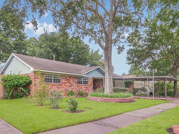 2nd image of 2908 Jana Ln