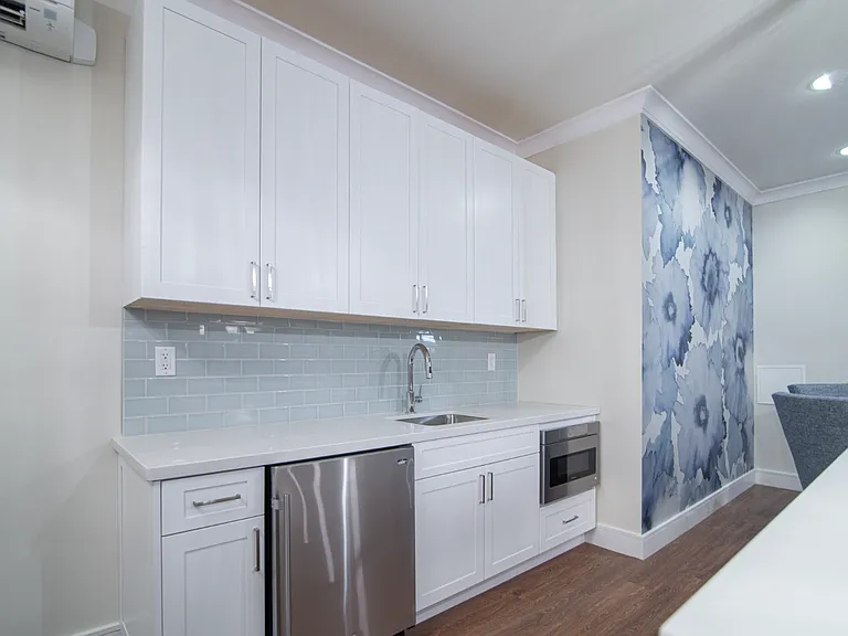 Woodmont Commons Apartments — Photo 29