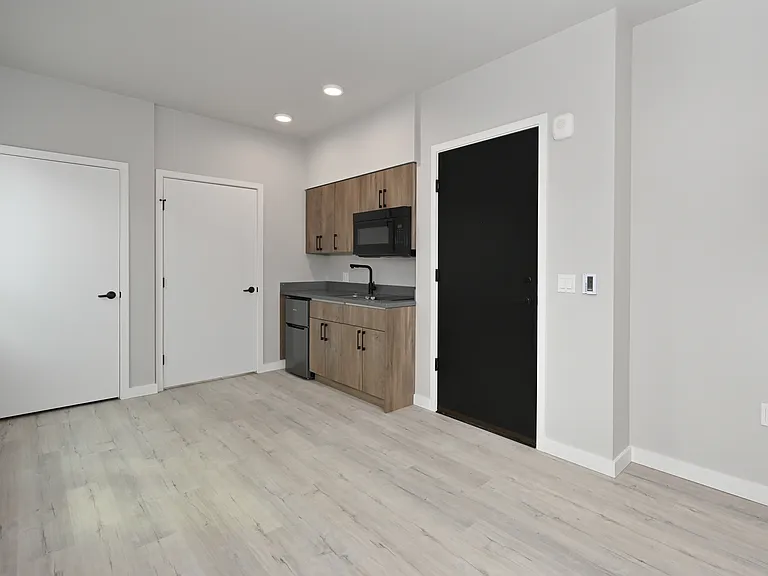 Clara Apartments — Photo 72