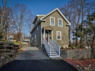 15 Highland St, Wakefield, MA 01880