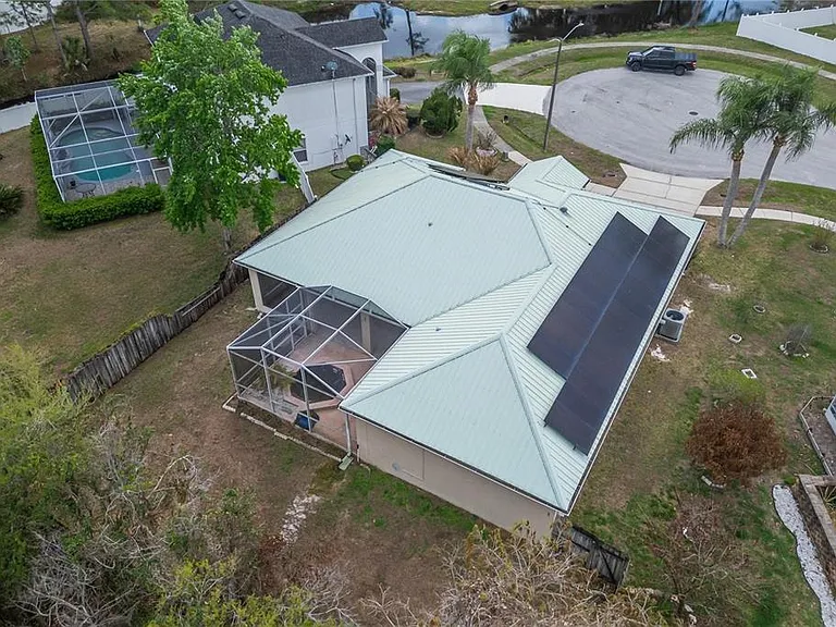603 Pinehurst Ct — Photo 46