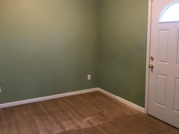 600 Summerhill Dr, Columbia, SC 29203