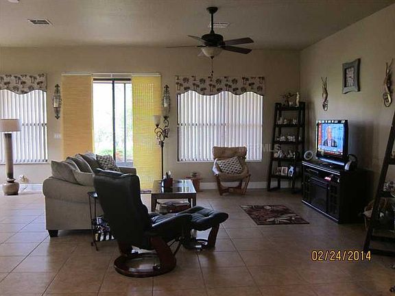 4th image of 223 Indian Wells Ave