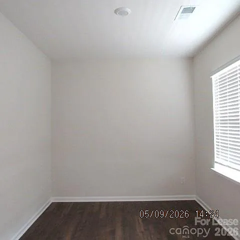 16111 Trenton Green Ln — Photo 2