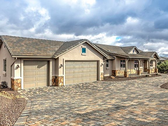 3rd image of 1393 N Overlook Dr #6