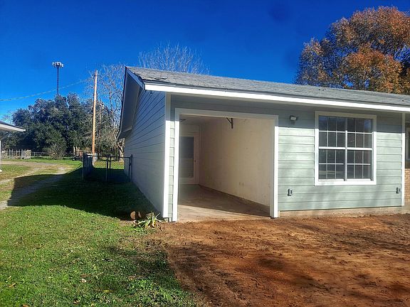 3rd image of 1408 Ryan Chapel Rd