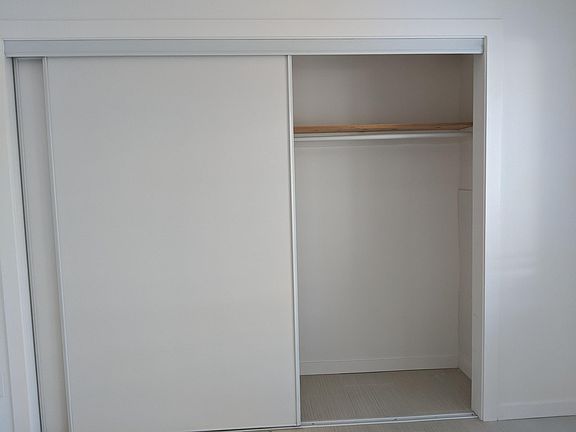 4th image of 156 Missouri St #6