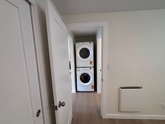 3rd image of 517 129th St S #517