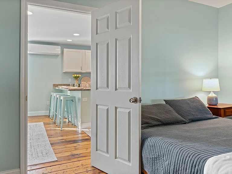 15 Fern Park Ave. — Photo 103
