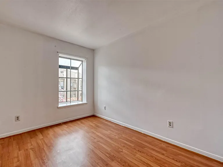 8299 Cambridge St #1705 — Photo 15