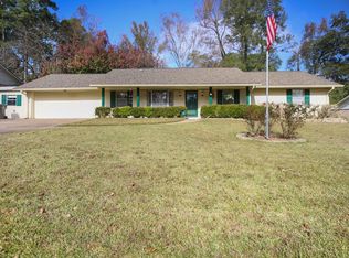 3 Red Oak Ln, Lufkin, TX 75904