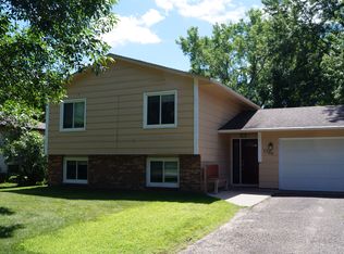 1706 119th Ave NW, Coon Rapids, MN 55448