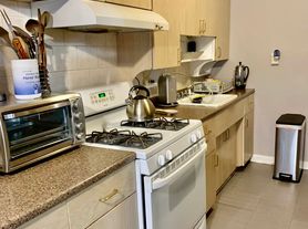 69-04 Penelope Ave, Middle Village, NY