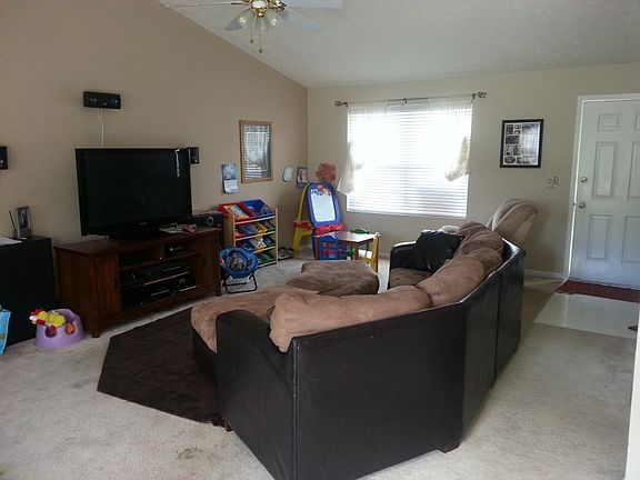 3rd image of 6881 Rotterdam Ct