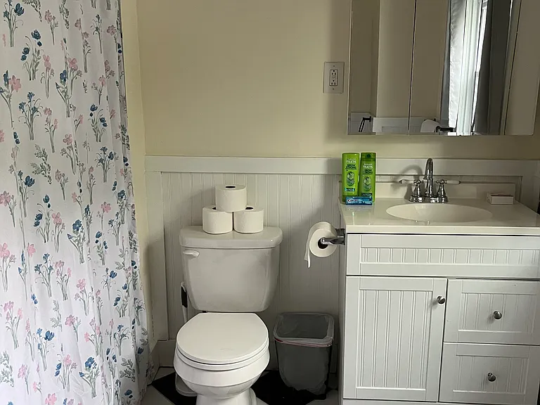 25 Besch Ave — Photo 17
