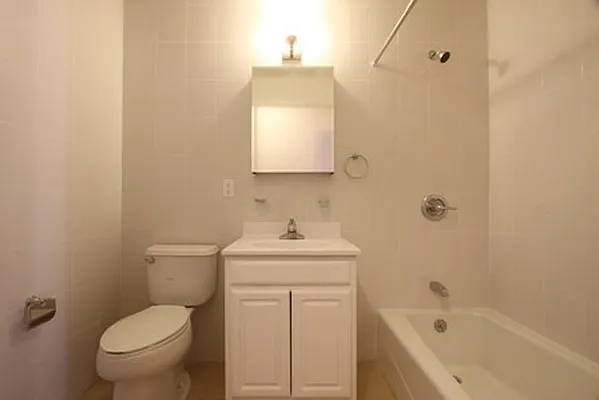 Rented by Yuco Management | media 16