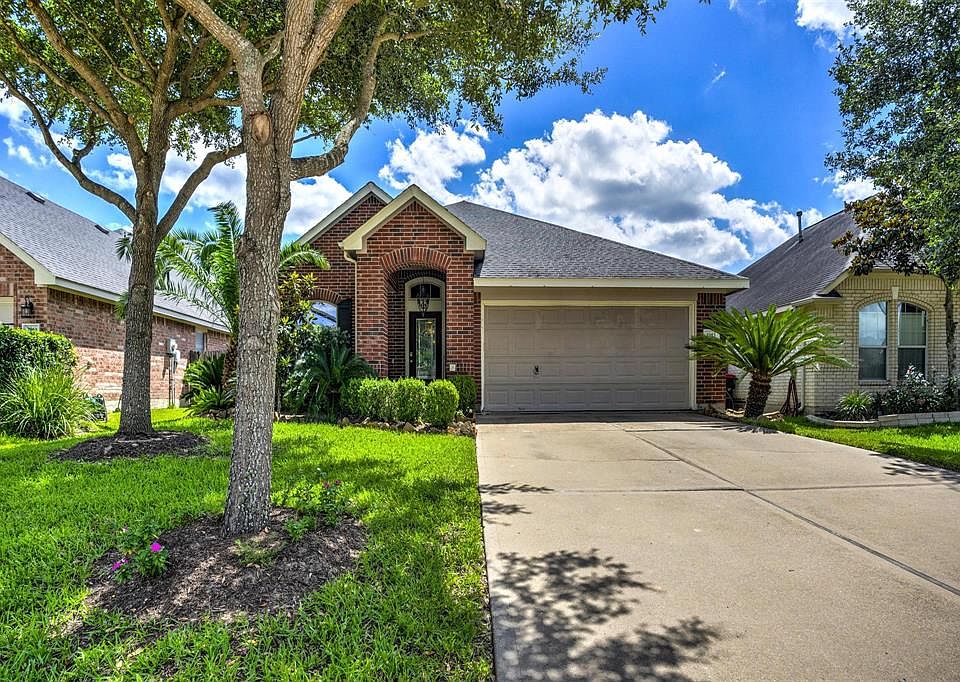 1st image of 8003 Saragosa Blue Ln