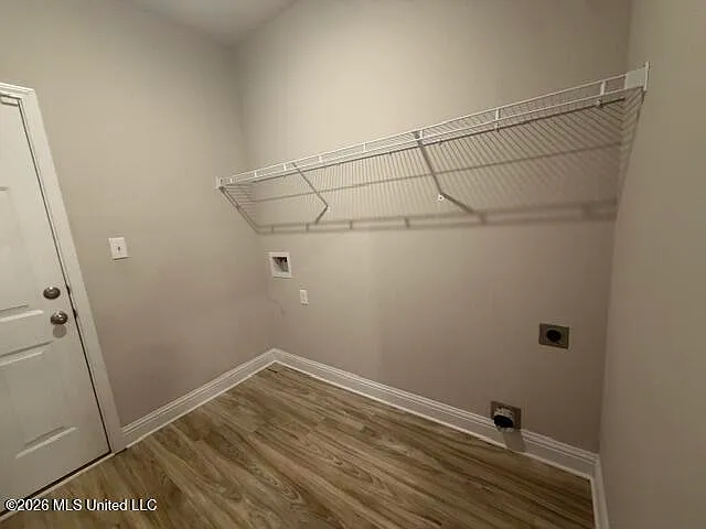 15273 Woodmanse Way — Photo 17