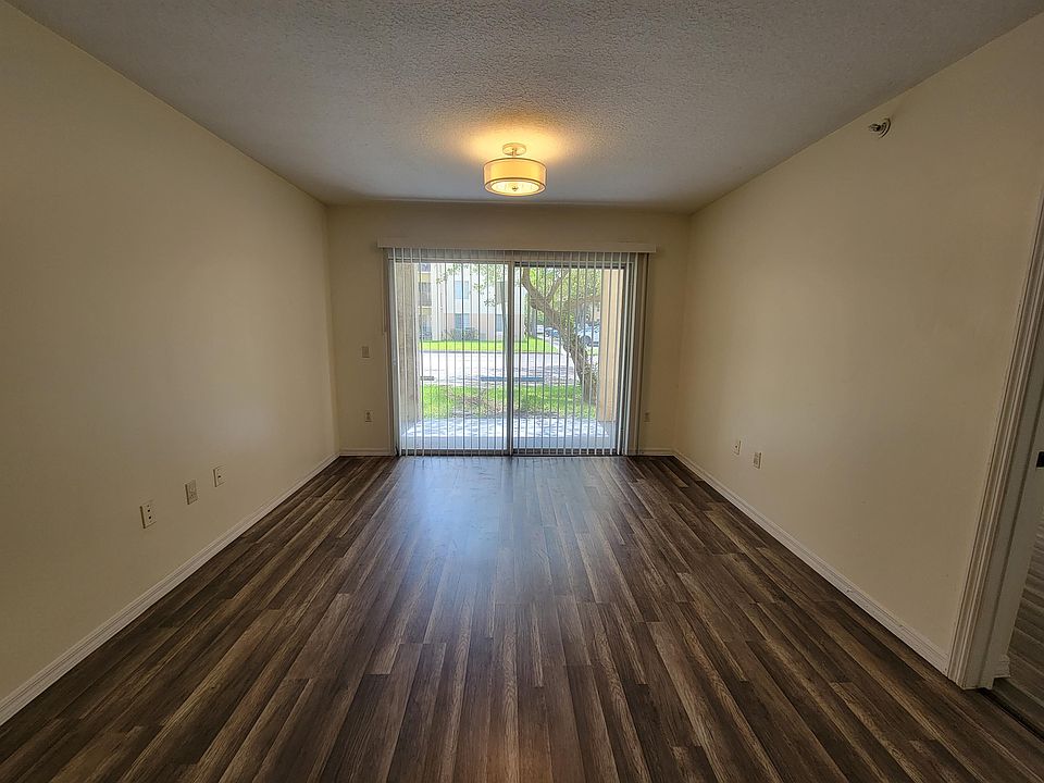 1st image of 4021 San Marino Blvd #105-1