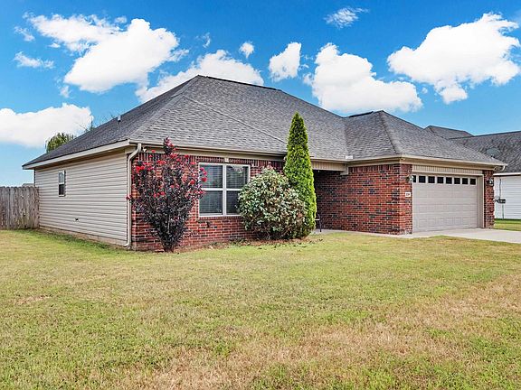 3rd image of 2218 Moortown Dr