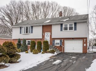 172 Batterson Dr, New Britain, CT 06053