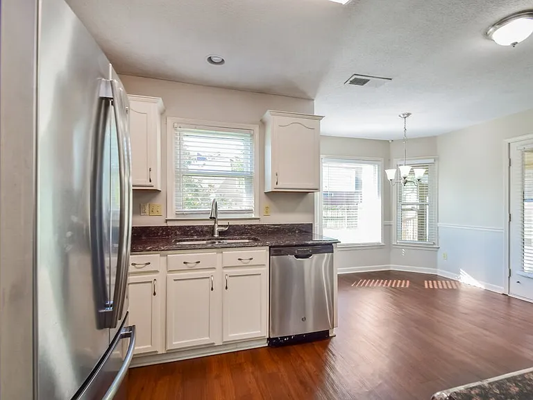 9335 Barrow Dr — Photo 7