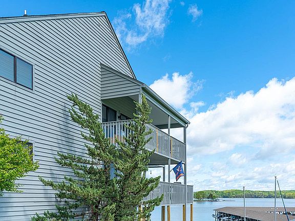 2nd image of 97 Peninsula Point Dr Unit D2