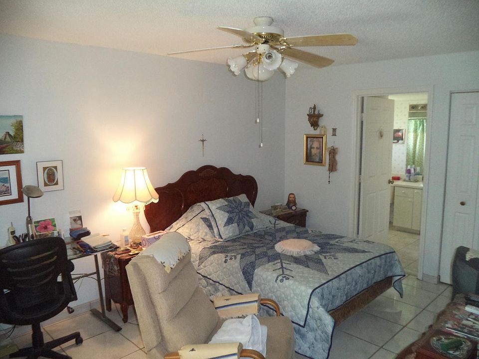 2nd image of 1810 SW Whipple Ave