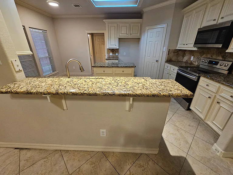 503 Birdsong Dr — Photo 1