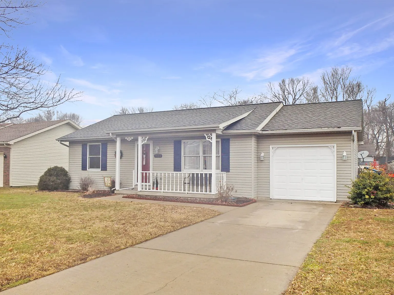 7622 Pendleton Ave photo 1