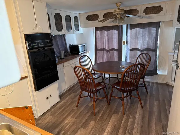 620 #25 Montauk Highway #25, Westhampton Beach, NY 11978