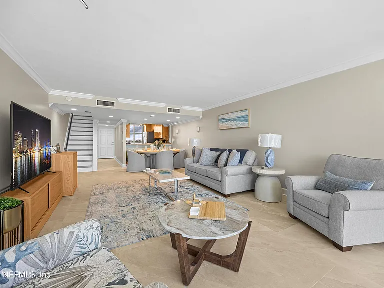 2100 Ocean Dr #Penthouse 2 — Photo 8
