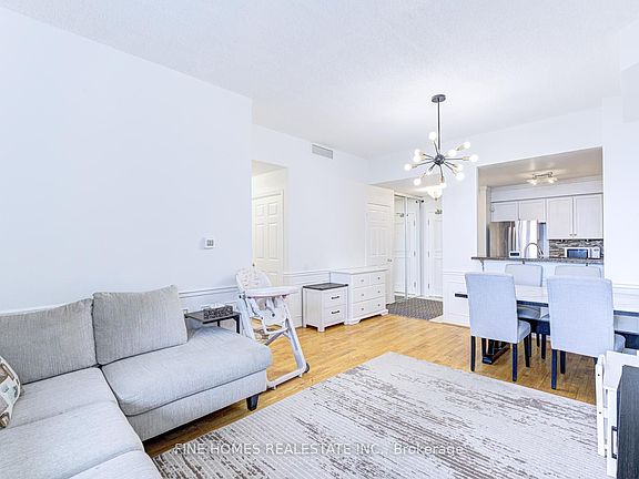 5th image of 1 Emerald Ln #Penthouse 102