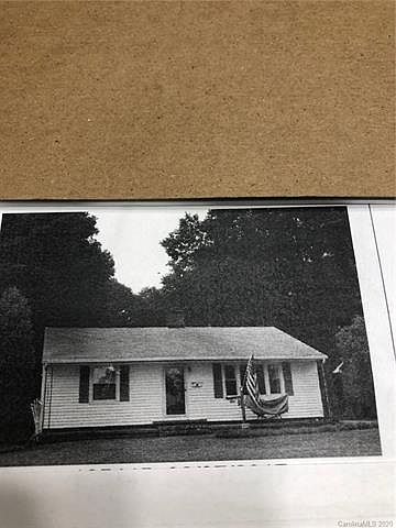 1st image of 1221 Craig Ave