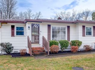 219 Merriweather Ave, Eminence, KY 40019