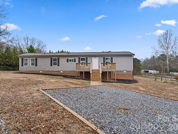 2nd image of 101 Roof Rd