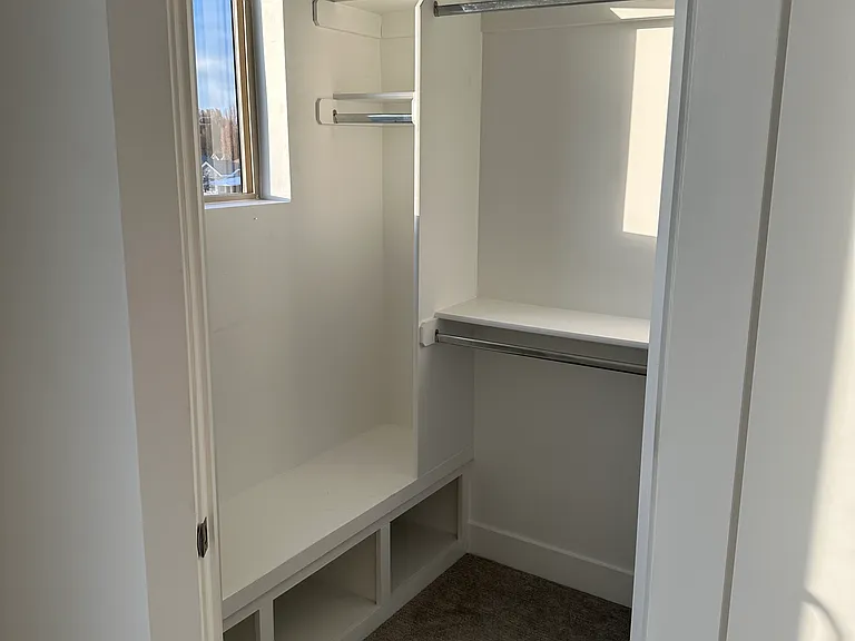 2203 N 525 W — Photo 22
