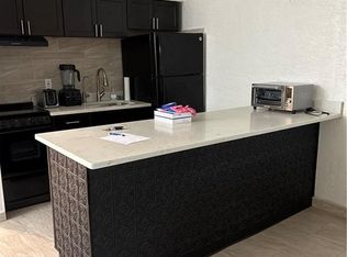 830 Wiggins Pass Rd APT 5, Naples, FL 34110