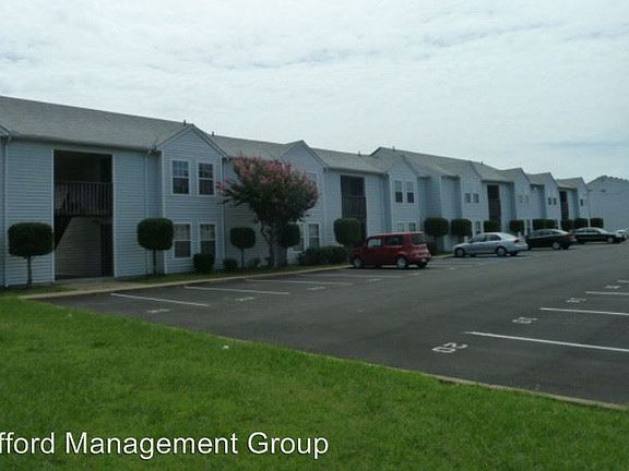 3rd image of 7915 Orchid Ave APT 07