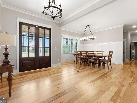 3rd image of 326 Masons Way