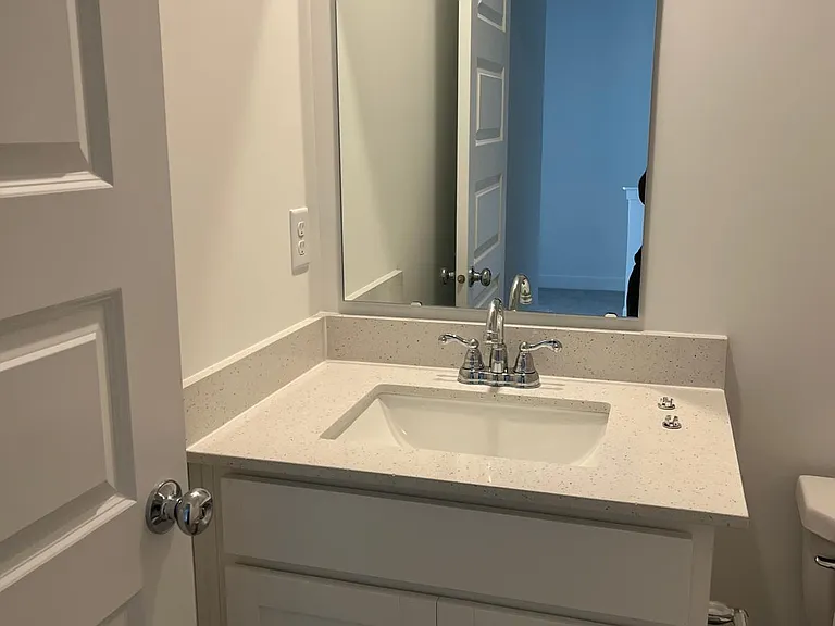 15226 Farrington Way — Photo 5