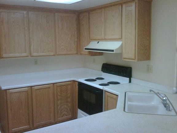 5th image of 31 Pennywood Ct