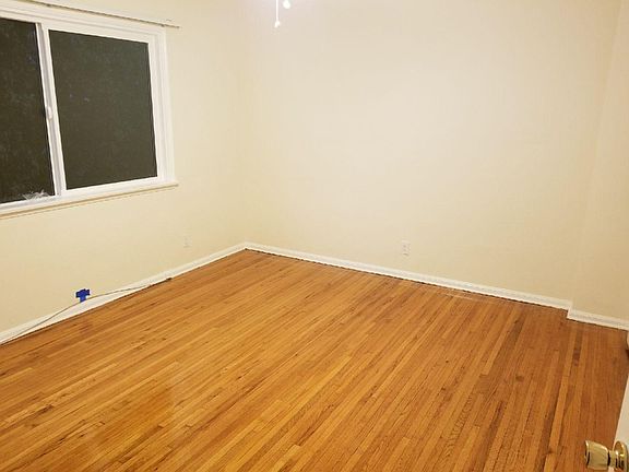 4th image of 1226 N Ogden Dr APT 2