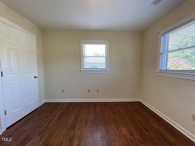 2721 Atlantic St — Photo 7