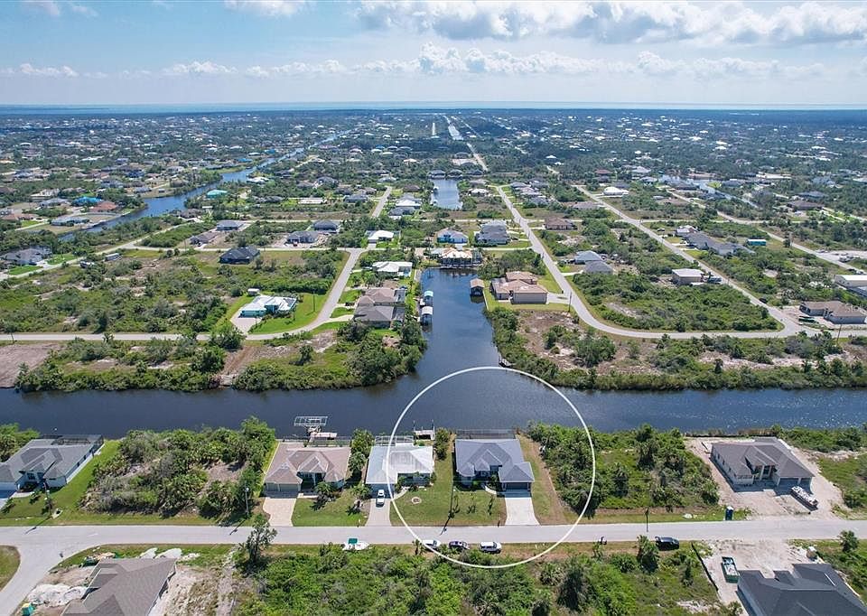 10072 Winnipeg St, Pt Charlotte, FL 33981 Zillow