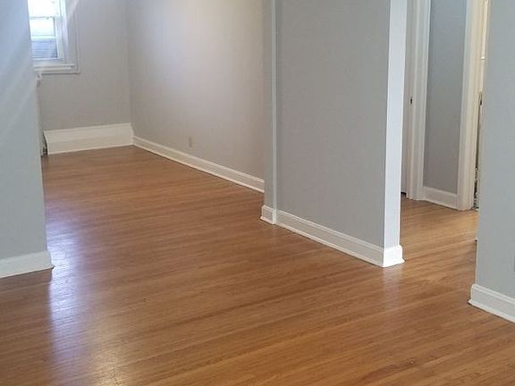 3rd image of 2108 Pleasant Ave APT 100