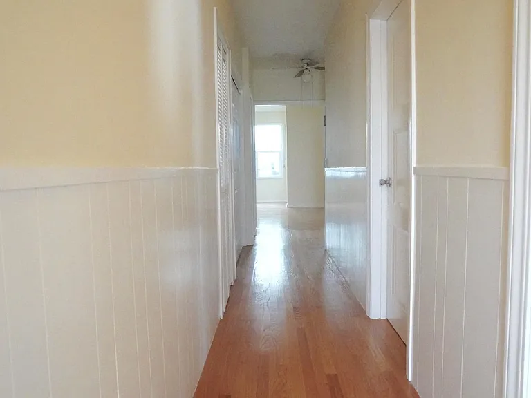 17 Russell St — Photo 1