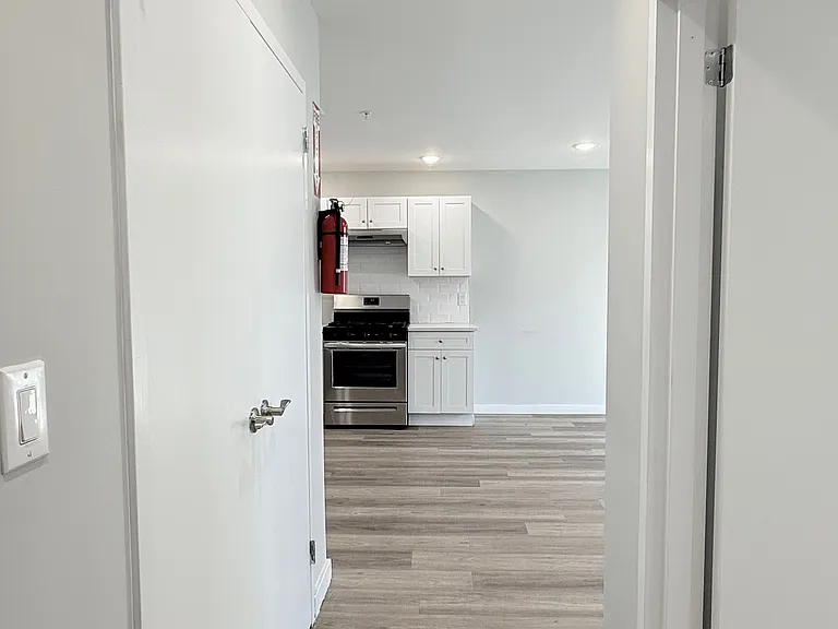 204 Rosa Parks Blvd #230 — Photo 6
