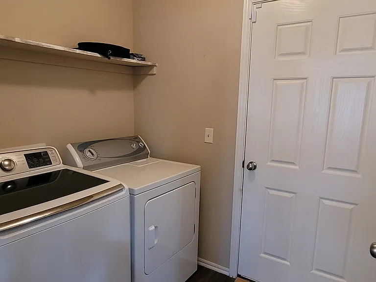 1101 Ironstone Dr — Photo 21