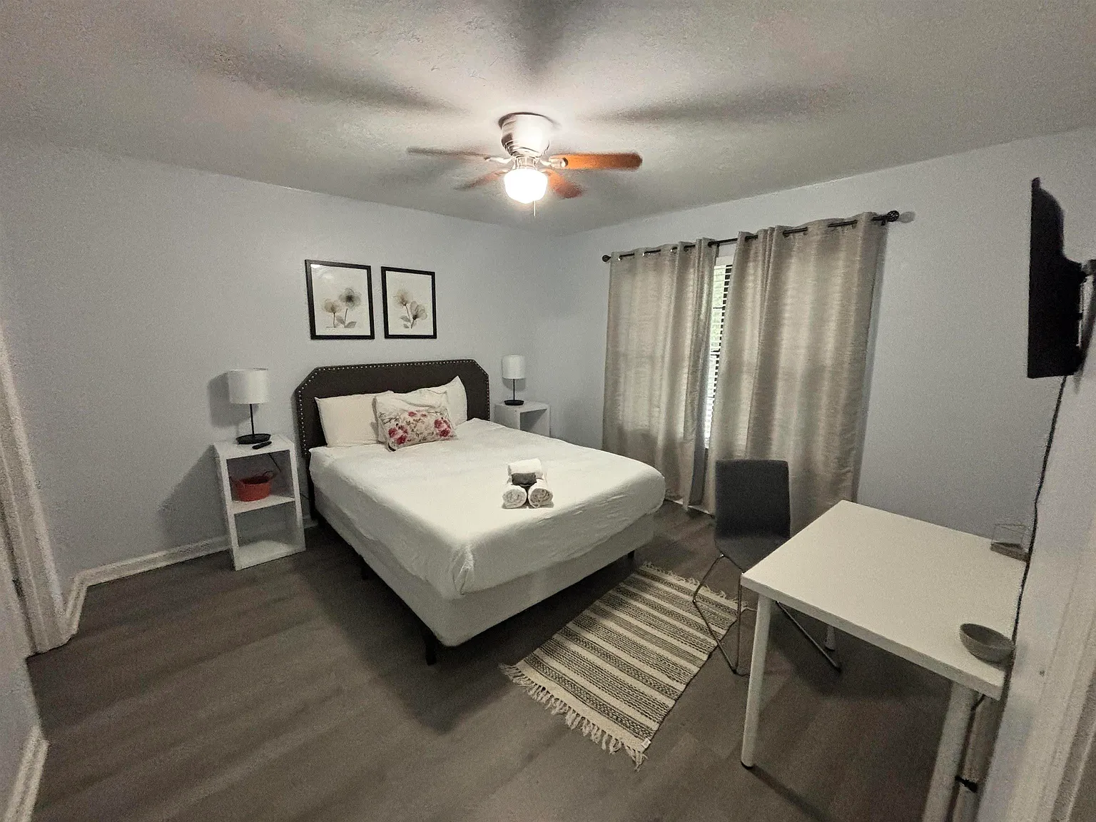 2 bed, 1040 sqft, $1,350 — Photo 4